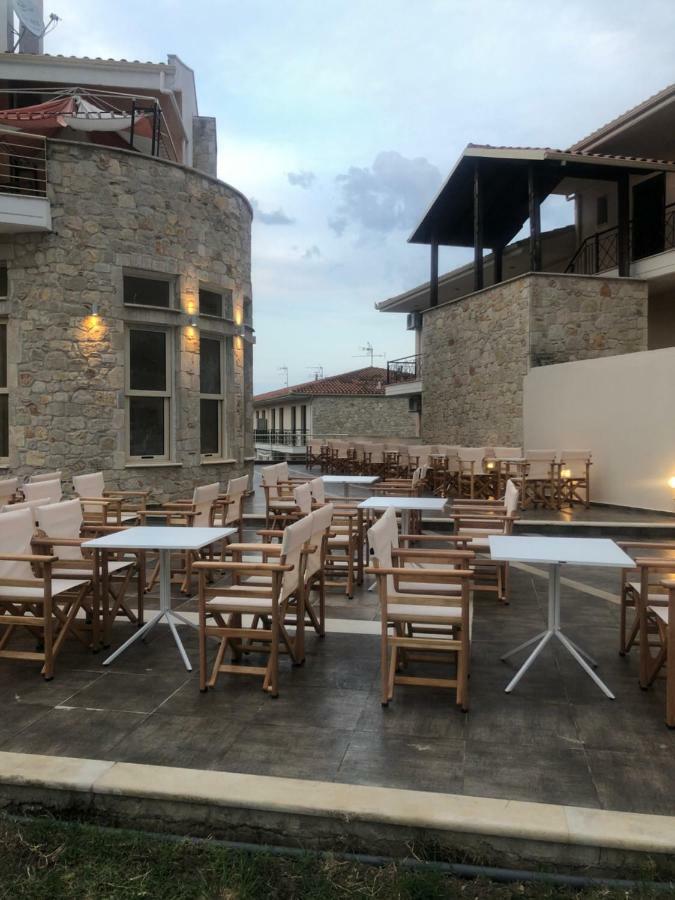 Sunset Inn Kryopigí Eksteriør bilde